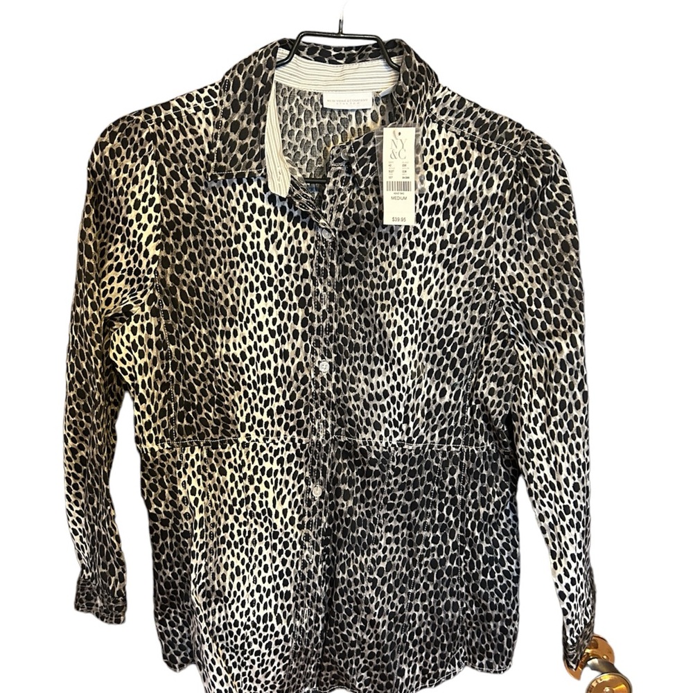 New York & Company medium leopard blouse
